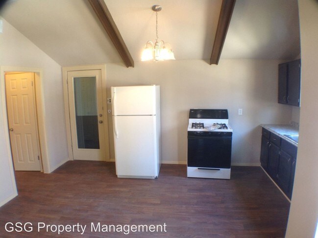 Building Photo - 3 br, 2 bath House - 166 E Southcross Blvd.