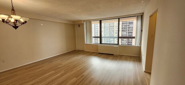 Sala de estar - 3705 S George Mason Dr