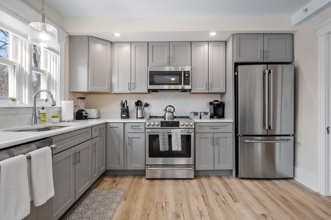 Foto del edificio - 284 Highland St