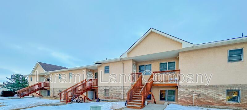 Primary Photo - 1171 N 17th St