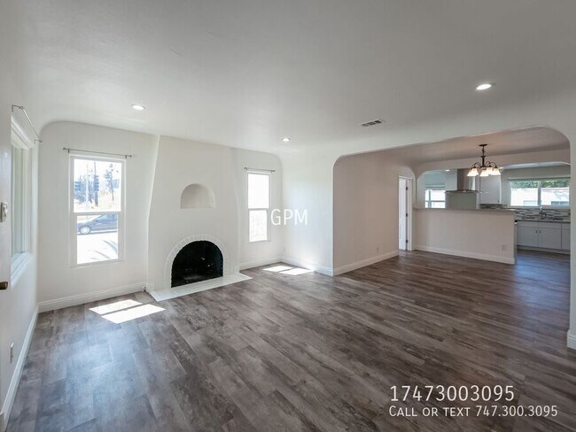 Foto del edificio - 723 W Doran St