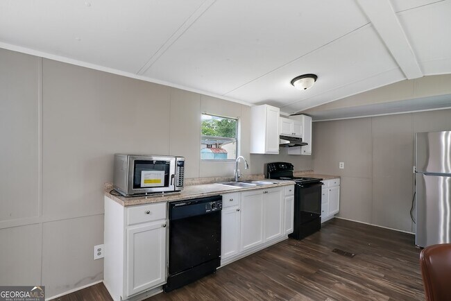 Foto del edificio - 1512 Hwy 54 W