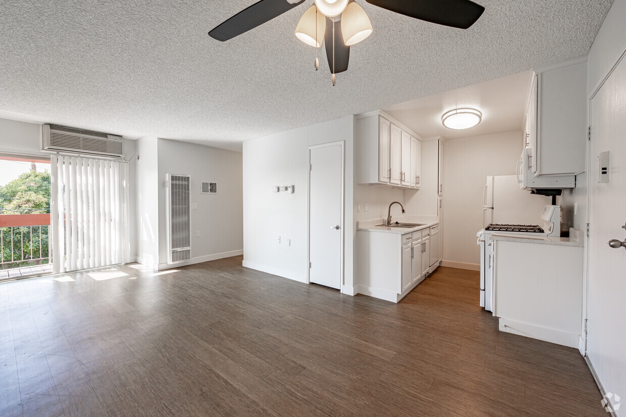 Primary Photo - Oak Park Apartments