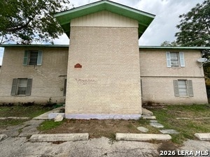 Building Photo - 115 Victor St