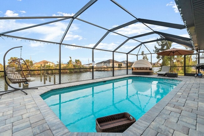 Building Photo - 2359 NW 39th Ave