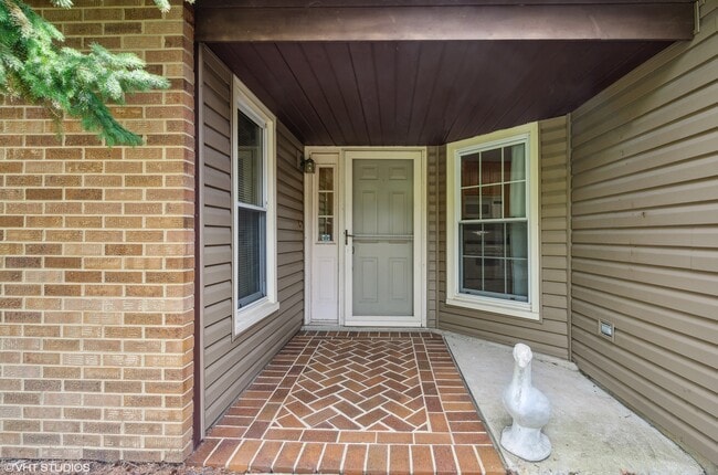 Building Photo - 2171 Stirrup Ln