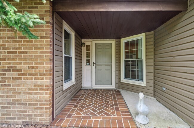 Foto del edificio - 2171 Stirrup Ln