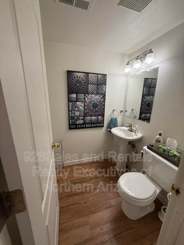 Photo - 4110 E Village Circle Townhome
