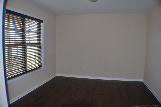 Building Photo - 1164 St Johns Loop