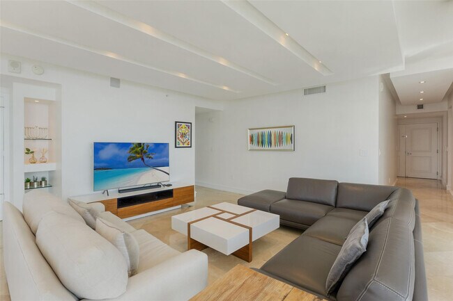 Foto del edificio - 3101 S Ocean Dr
