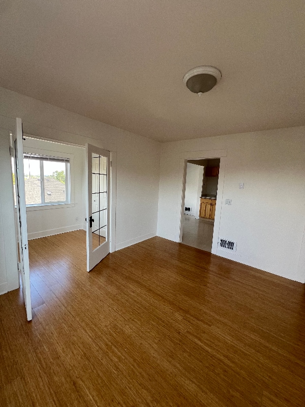 Building Photo - 6410 Phinney Ave N