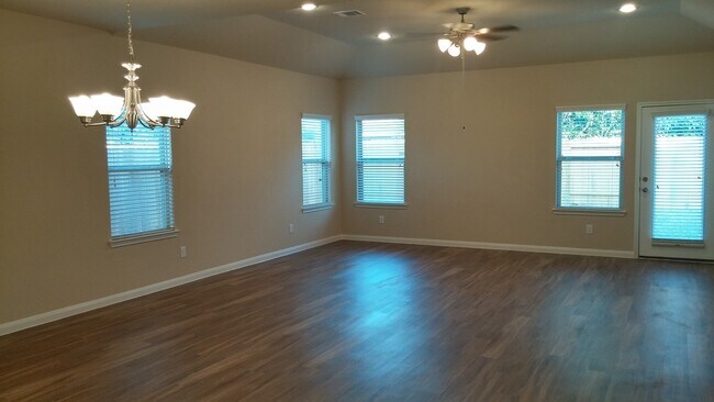 Building Photo - 3826 Briar Water Ct