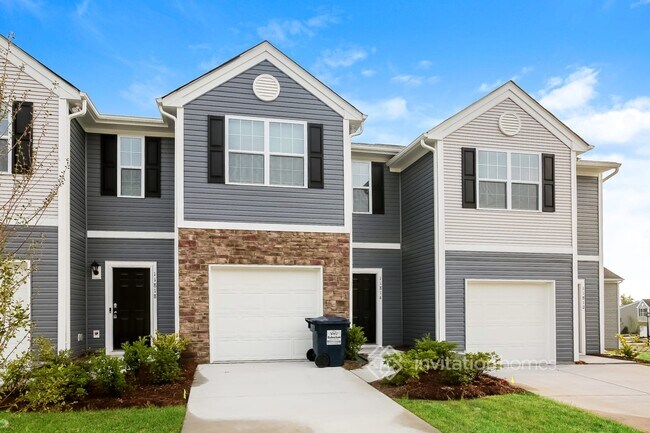 Building Photo - 11814 Brier Vlg Ln