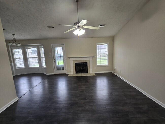 Building Photo - 1407 Oldstead- Acorn Ridge ~ 2 WEEKS FREE!