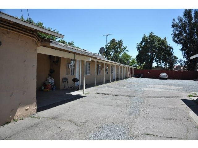 Foto del edificio - 373-381 Gloria Ave