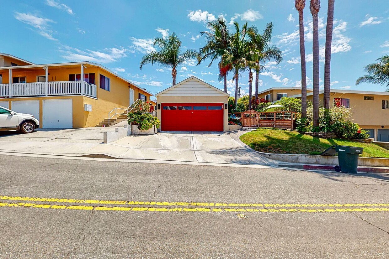 Primary Photo - San Clemente Oasis
