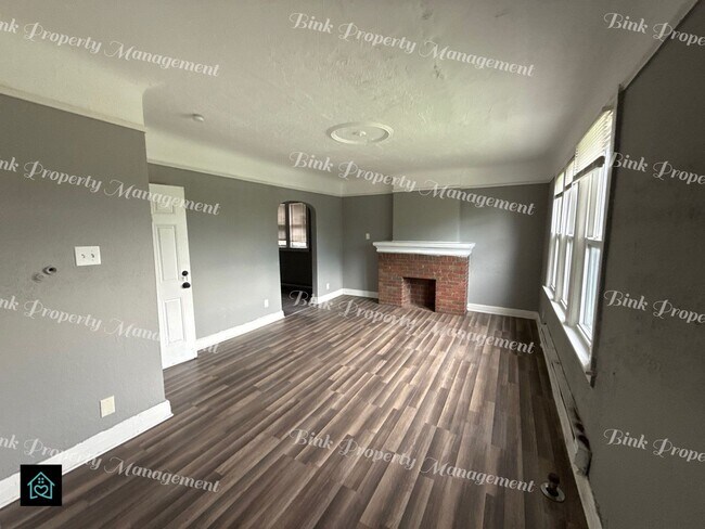 Foto del edificio - 14814 Sussex St