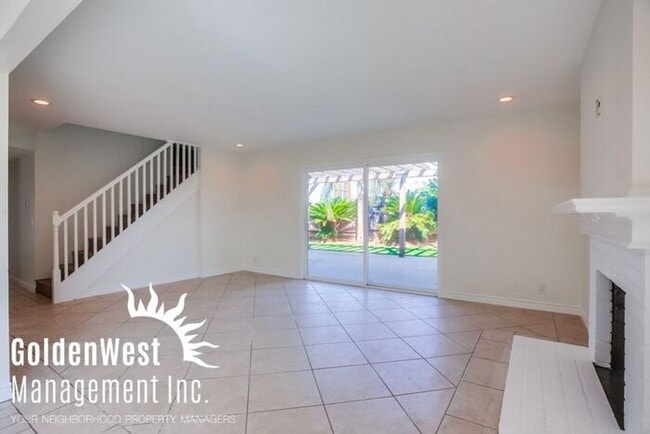 Building Photo - Newly Remodeled 5Bdm 3Ba Single-Family Hom...