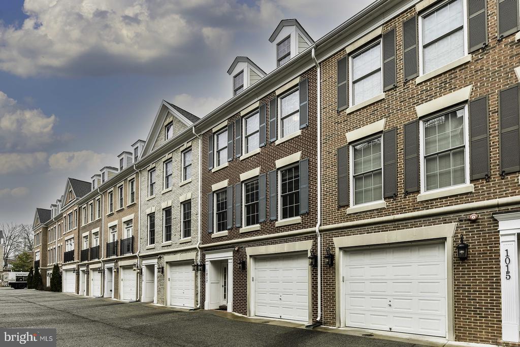 Foto principal - 1017 N Kensington St