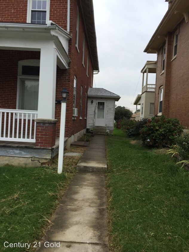 101 E Washington St, Fleetwood, PA 19522 Condo for Rent in Fleetwood