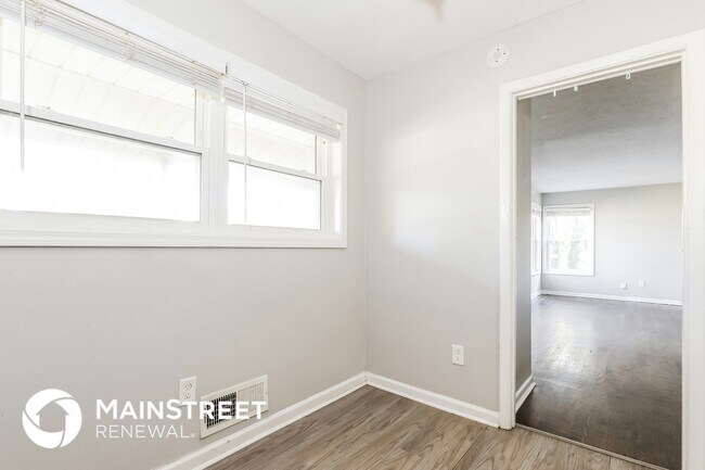 Building Photo - 7956 Coventry Ct