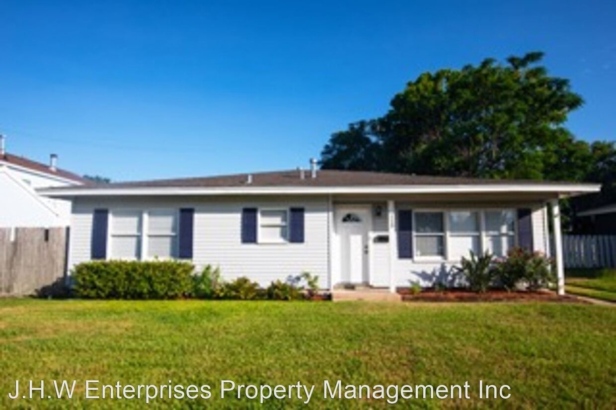 Foto principal - 3 br, 1 bath House - 113 Trout Ave