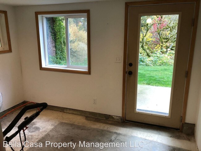 Foto del edificio - 2 br, 1 bath House - 310 SW 2nd Street Unit B