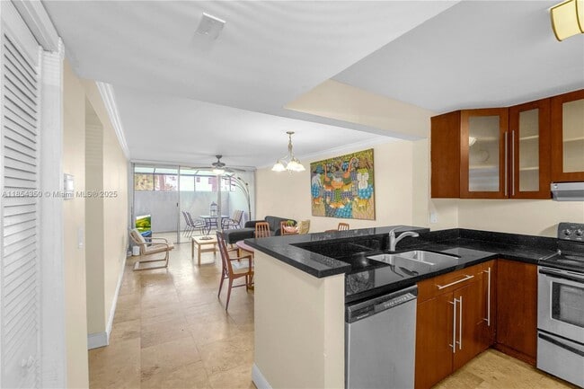 Foto del edificio - 10825 SW 112th Ave