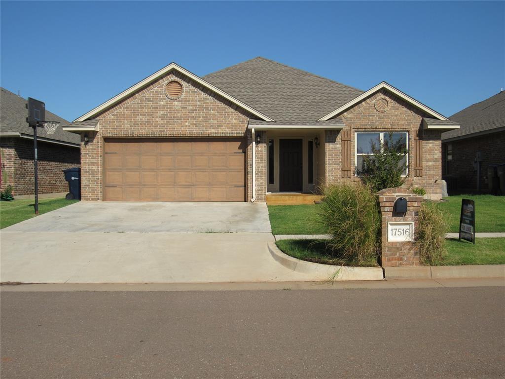 Foto principal - 17516 Black Hawk Dr