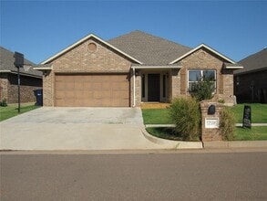 Building Photo - 17516 Black Hawk Dr