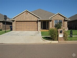 Building Photo - 17516 Black Hawk Dr
