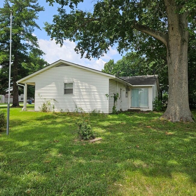 Building Photo - 2700 Jamison Blvd