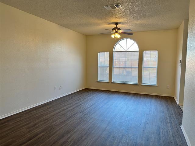 Building Photo - 4412 Park Creek Ct