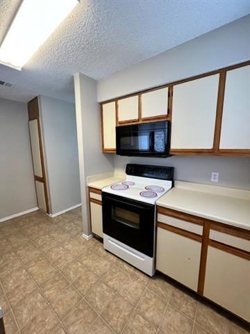 Foto del edificio - 4425 Hulen Cir W
