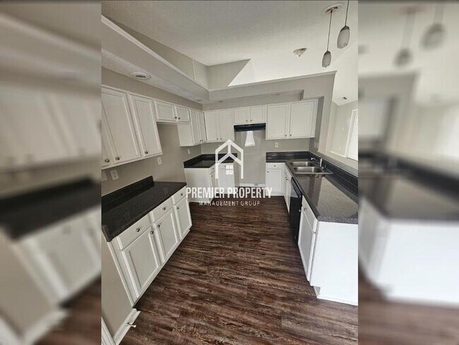 Foto del edificio - 4751 Harvest Park Dr