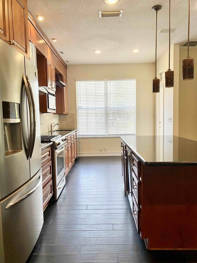 Foto del edificio - 10503 Chilmark Way