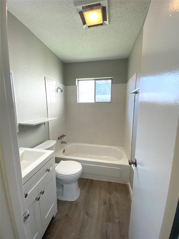 Foto del edificio - 404 Swanee Dr