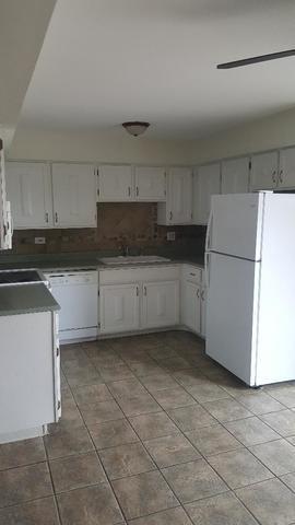 Primary Photo - 18332 Wentworth Ave