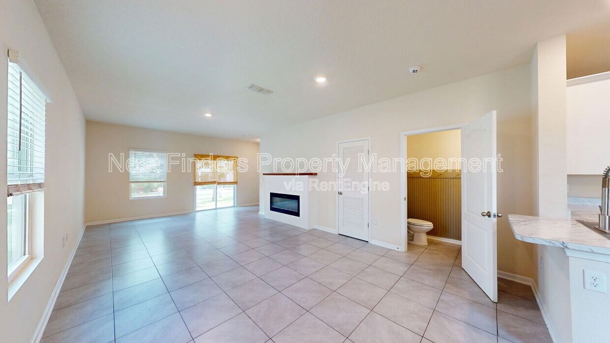 Foto principal - 7623 Legacy Trl