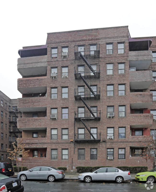 Building Photo - 14825 89th Ave