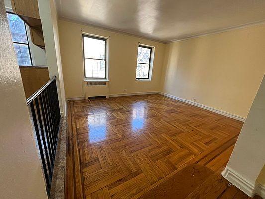 Foto del edificio - 1 bedroom in BRONX NY 10456