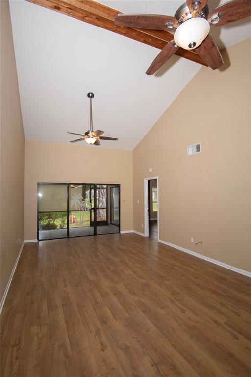 Building Photo - 319 Dryberry Way