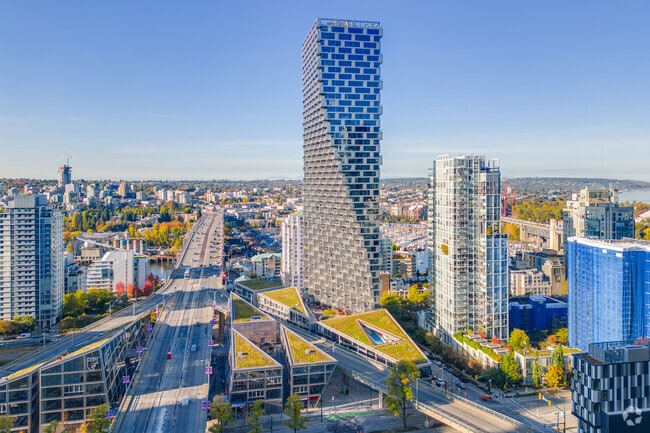 Building Photo - Vancouver House