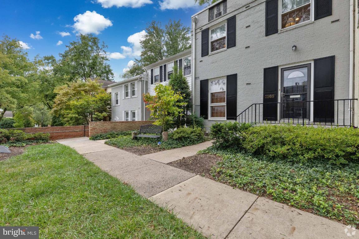 Bethesda, MD Townhomes for Sale