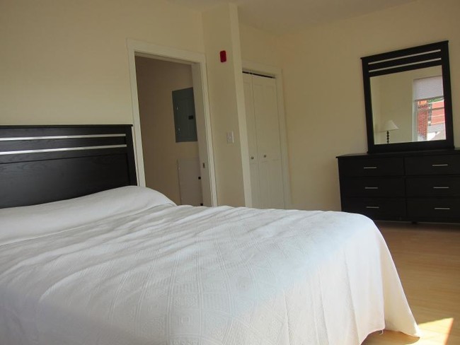 Foto del edificio - 505 Pleasant St