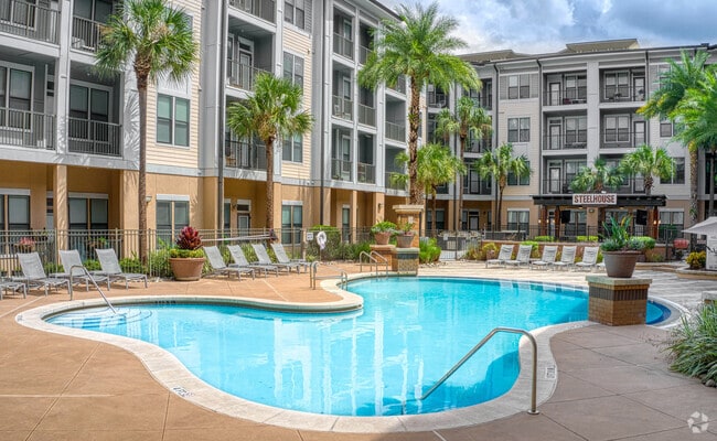 Piscina - Steelhouse Orlando