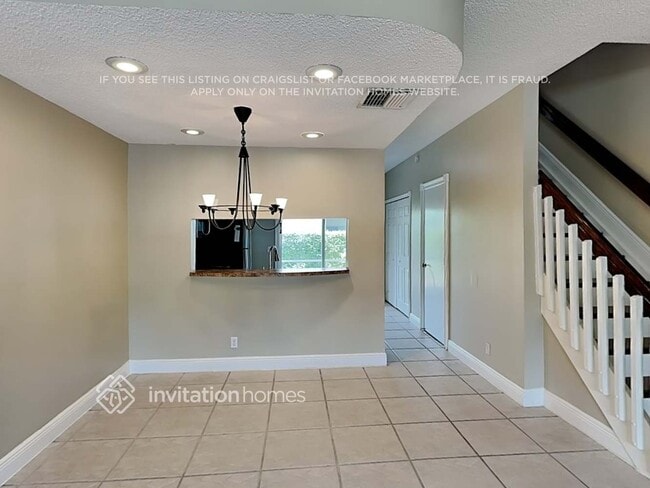 Building Photo - 9951 NW 56th Pl