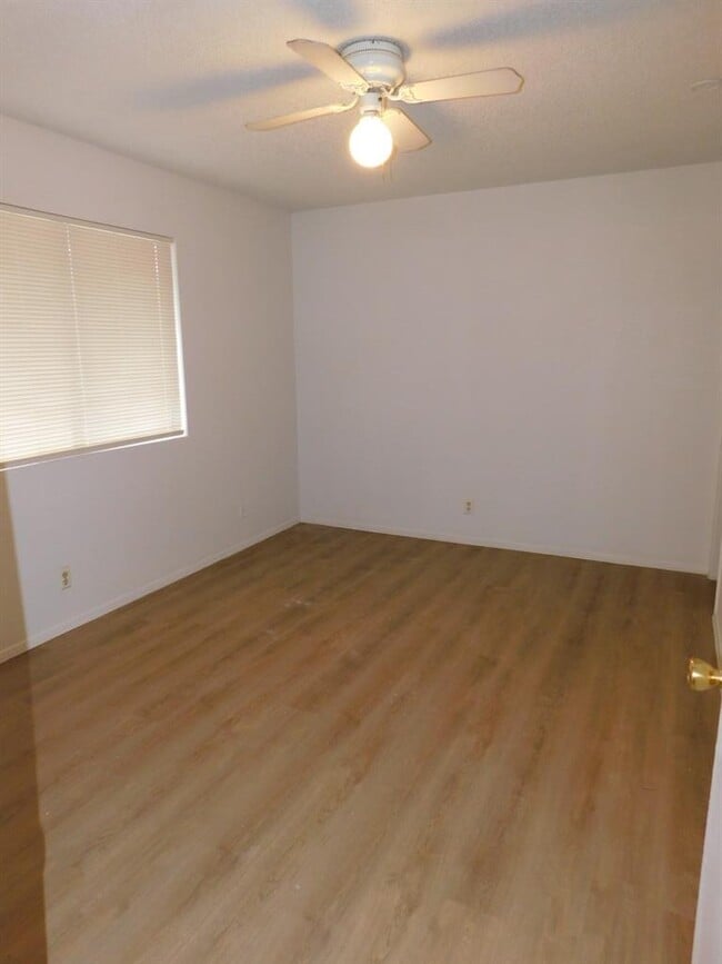 Foto del edificio - 1708 Horseshoe Cir