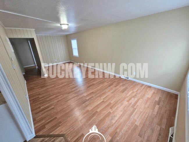 Foto del edificio - 3725 Terrace Dr