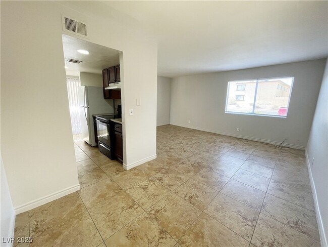 Building Photo - 5447 Retablo Ave